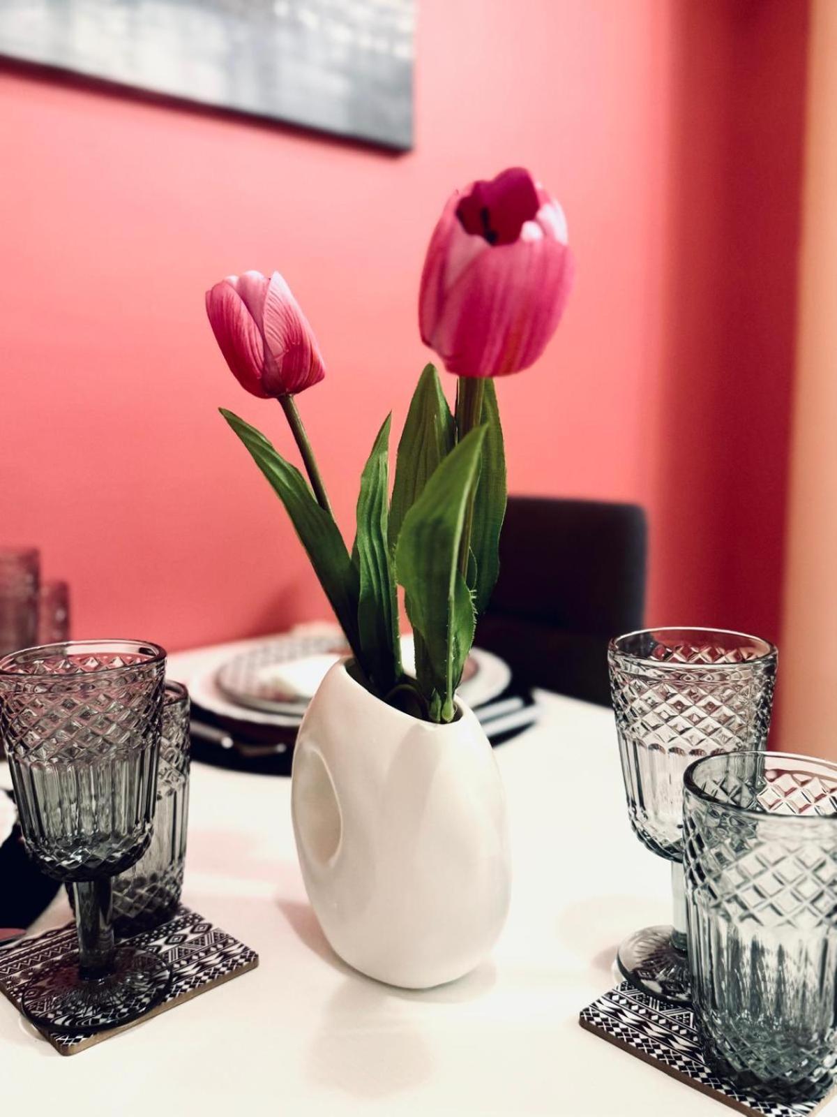 בוקרשט 2 Rooms Urban Retreat Unirii Near City Center מראה חיצוני תמונה